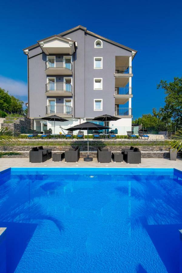 Luxury Apartment La Es Marcelji Exterior photo